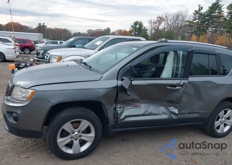 2012 Jeep Compass Latitude z USA, uszkodzony, nr VIN 1C4NJCEB6CD661401